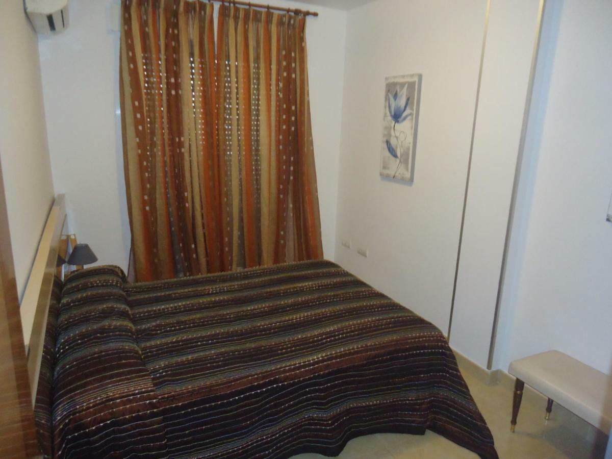 Appartement Pº Maritimo 13-4/6 Pax. Lek *